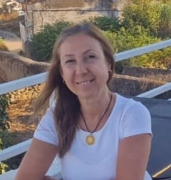 "Recentemente tomei a decisão de modificar a minha alimentação e estilo de vida para um formato mais saudável. Adquiri o teu ebook e foi uma agradável surpresa, as receitas são simples e fáceis de fazer e o melhor de tudo,  muito saborosas."